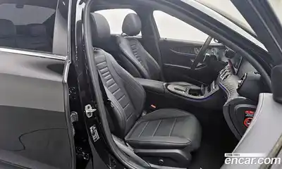 Mercedes-Benz E-Class 2022 2.0 Автомат в Москве № 311321, миниатюра 5