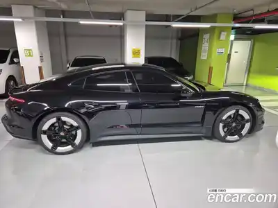 Porsche Taycan 2025 1.0 Автомат в Москве № 314850, миниатюра 6
