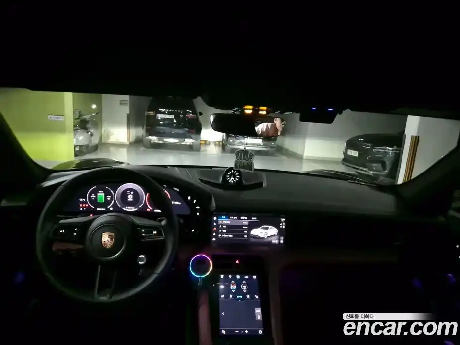 Porsche Taycan 2025 1.0 Автомат в Москве № 314850, фото 7