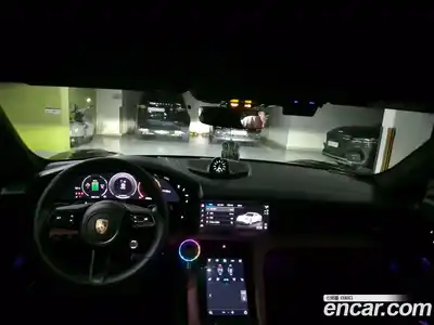 Porsche Taycan 2025 1.0 Автомат в Москве № 314850, миниатюра 7