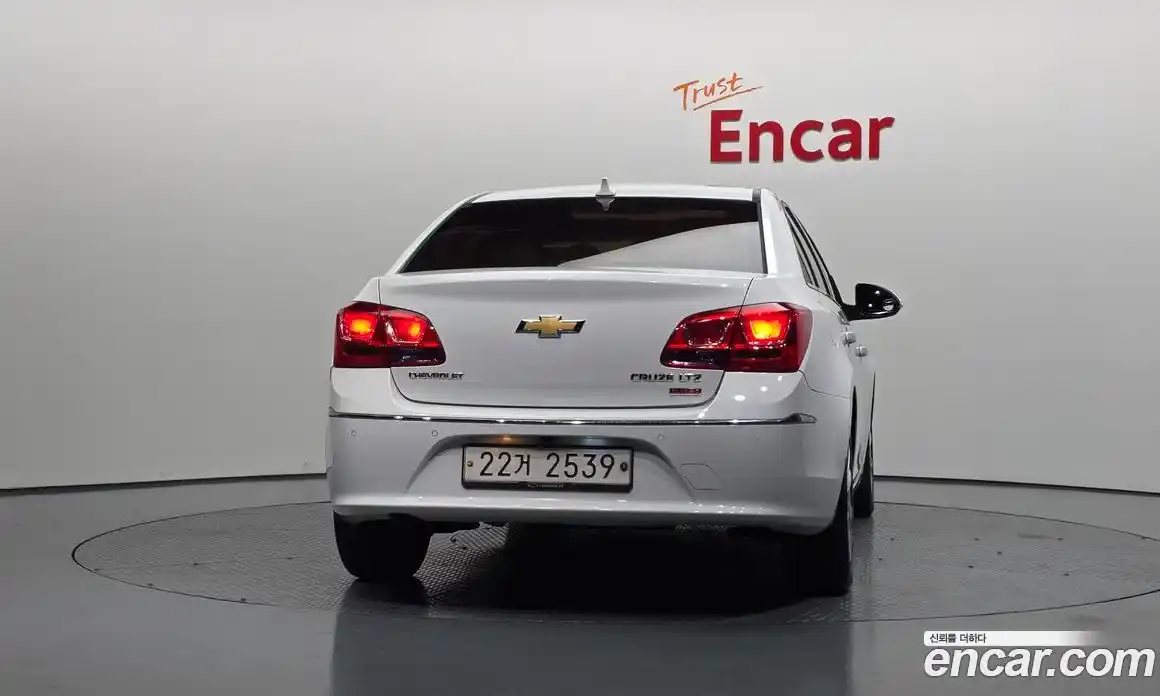 Chevrolet Cruze 2015 1.4 Автомат в Москве № 315385, фото 1