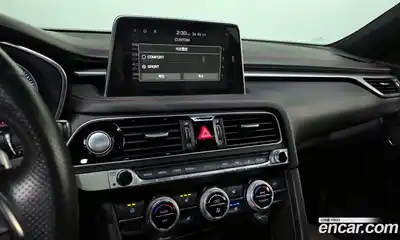 Genesis G70 2018 2.0 Автомат в Москве № 322848, миниатюра 9