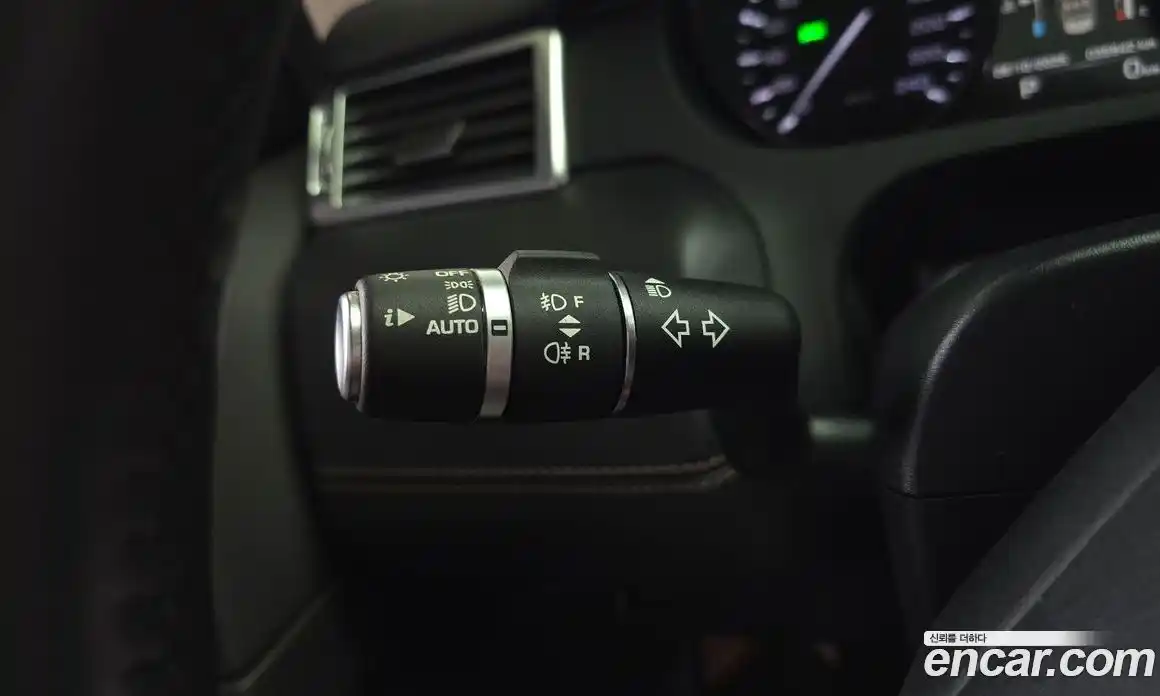 Land Rover Discovery Sport 2016 2.0 Автомат в Москве № 327990, фото 18