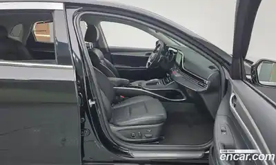 Hyundai Grandeur 2022 2.5 Автомат в Москве № 329432, миниатюра 2