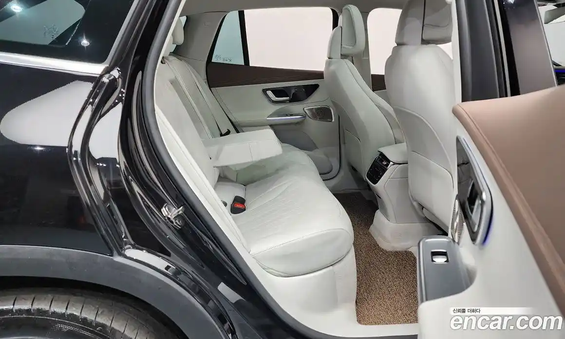 Mercedes-Benz EQE 2023 1.7 Автомат в Москве № 338414, фото 20