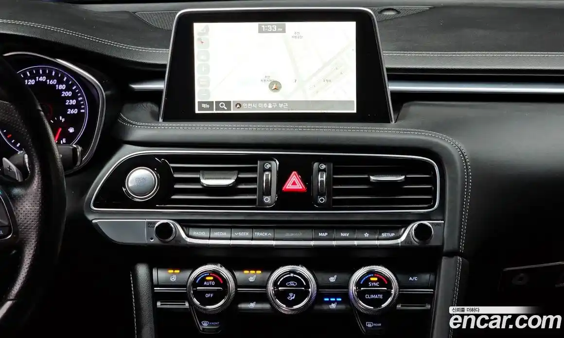 Genesis G70 2018 2.0 Автомат в Москве № 339779, фото 13