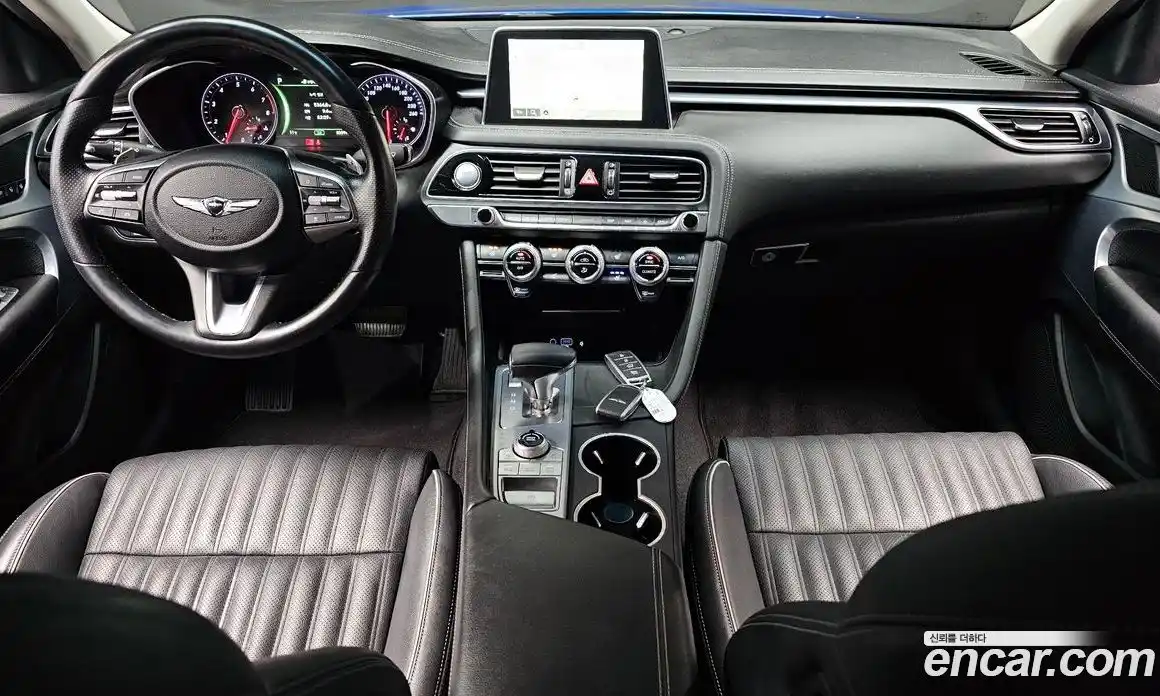 Genesis G70 2018 2.0 Автомат в Москве № 339779, фото 16