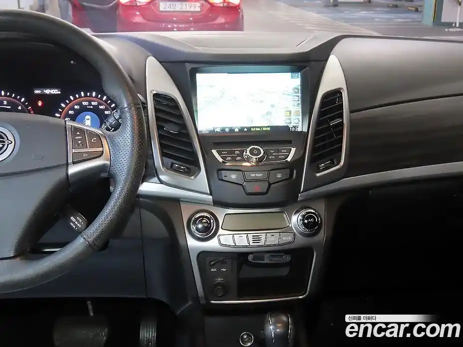 SsangYong Korando 2015 2.0 Автомат в Москве № 35591, фото 11
