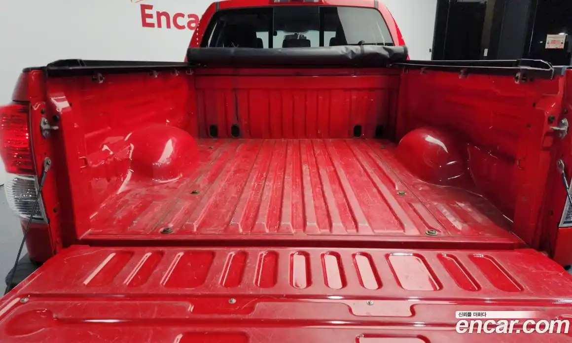 Toyota Tundra 2012 4.6 Автомат в Москве № 360867, фото 20