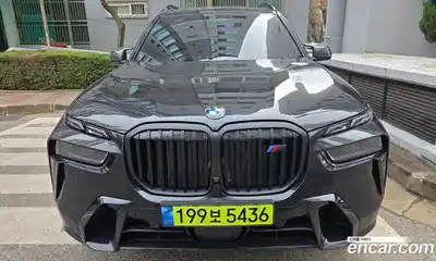 BMW X7, 2025