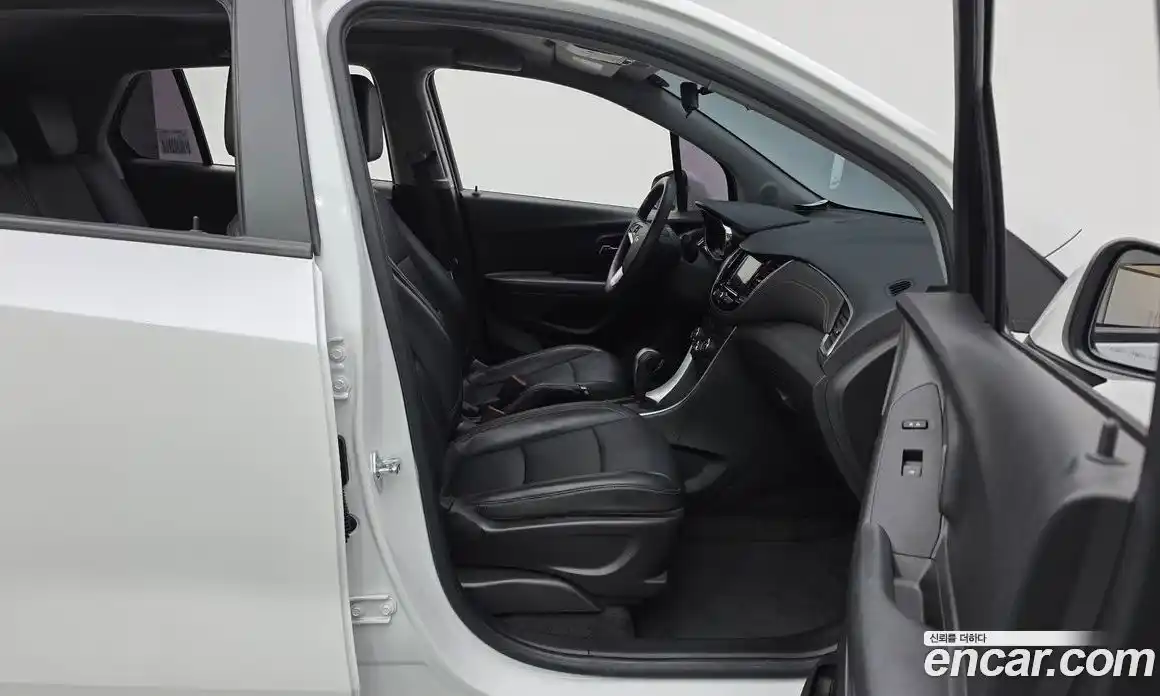 Chevrolet Trax 2020 1.4 Автомат в Москве № 37149, фото 14