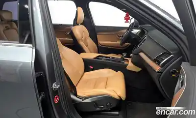 Volvo XC90 2018 2.0 Автомат в Москве № 373883, миниатюра 11