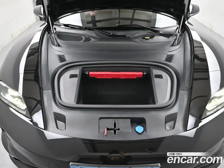 Porsche Taycan 2025 Автомат в Москве № 374511, фото 6