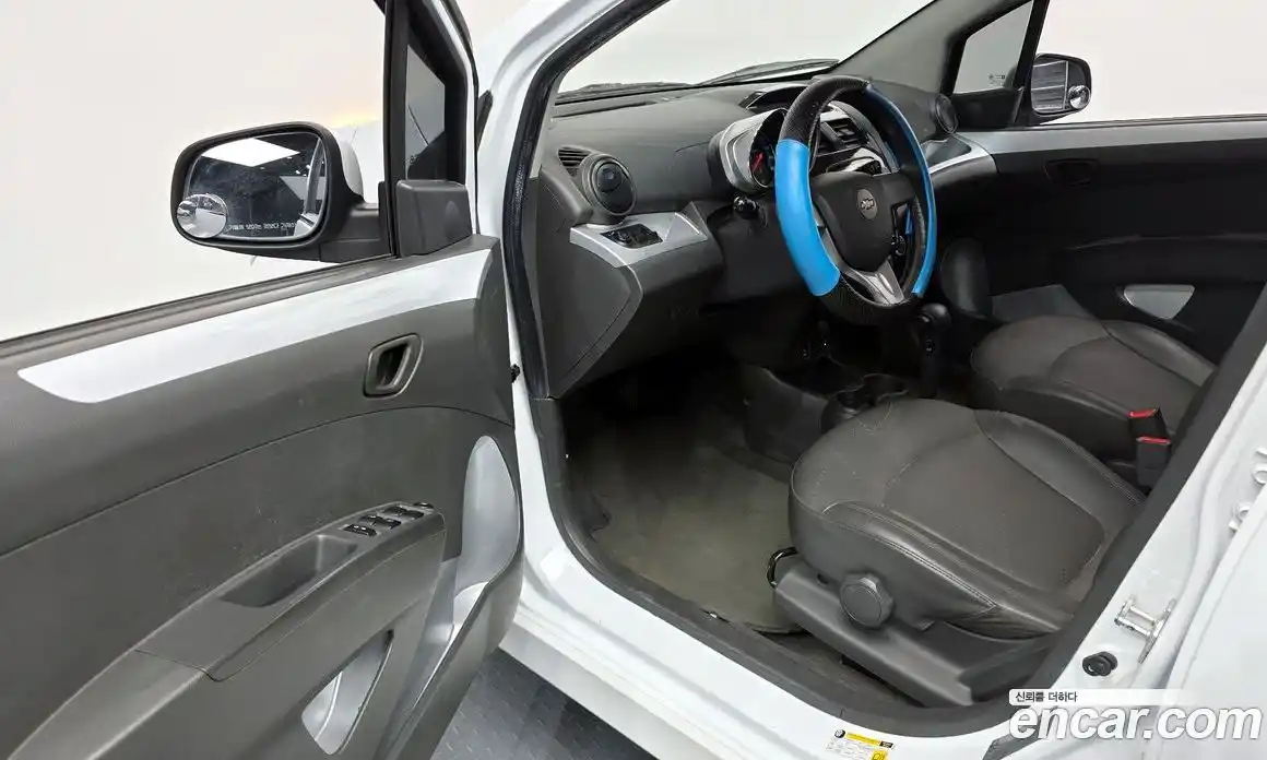 Chevrolet Spark 2014 1.0 Автомат в Москве № 38614, фото 13