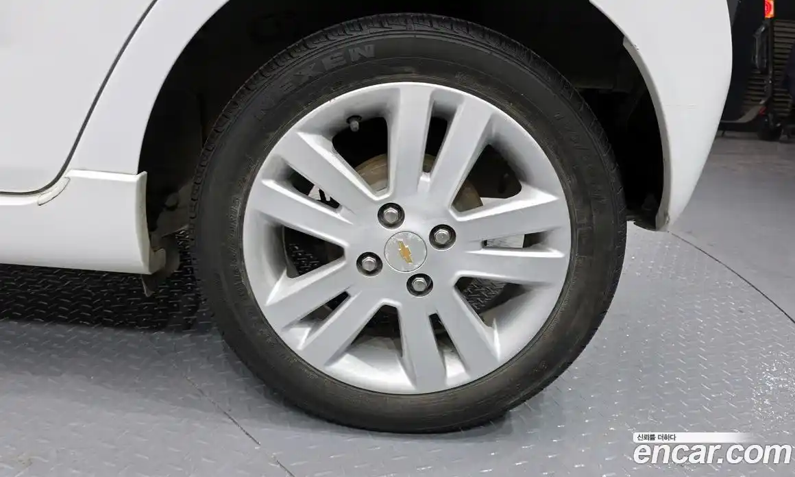 Chevrolet Spark 2014 1.0 Автомат в Москве № 38614, фото 4