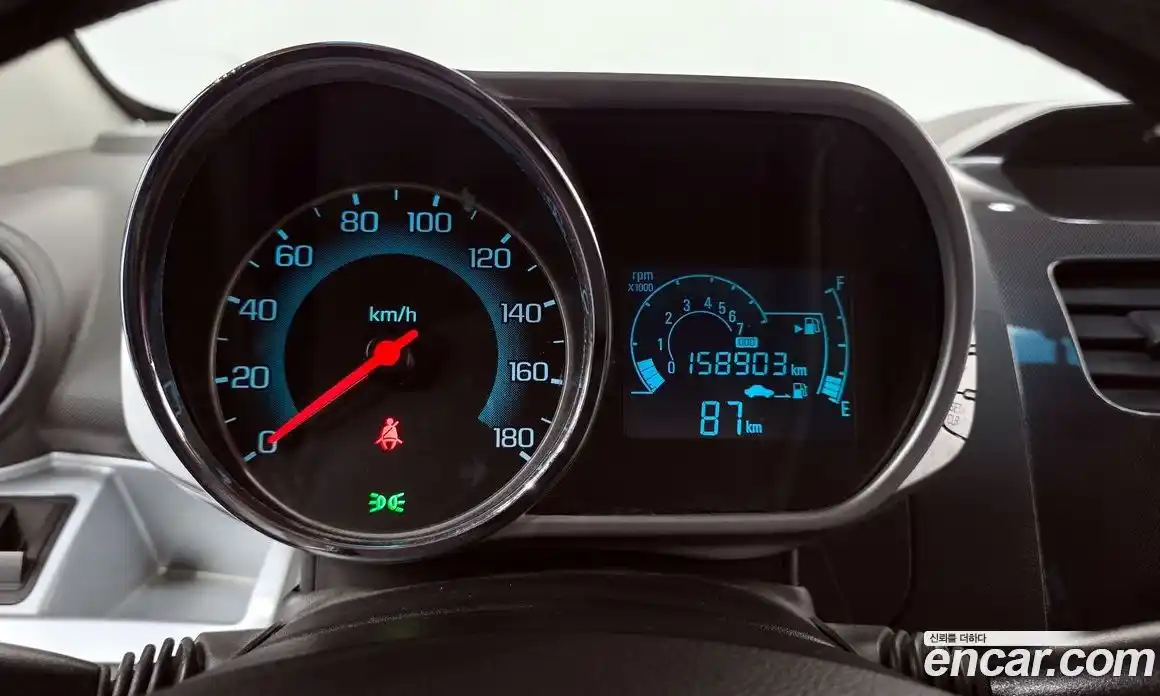 Chevrolet Spark 2014 1.0 Автомат в Москве № 38614, фото 10