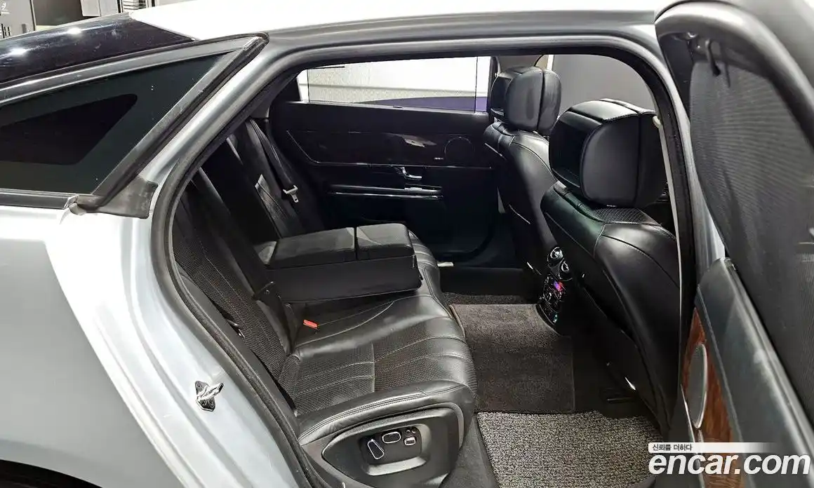 Jaguar XJ 2013 3.0 Автомат в Москве № 386175, фото 11