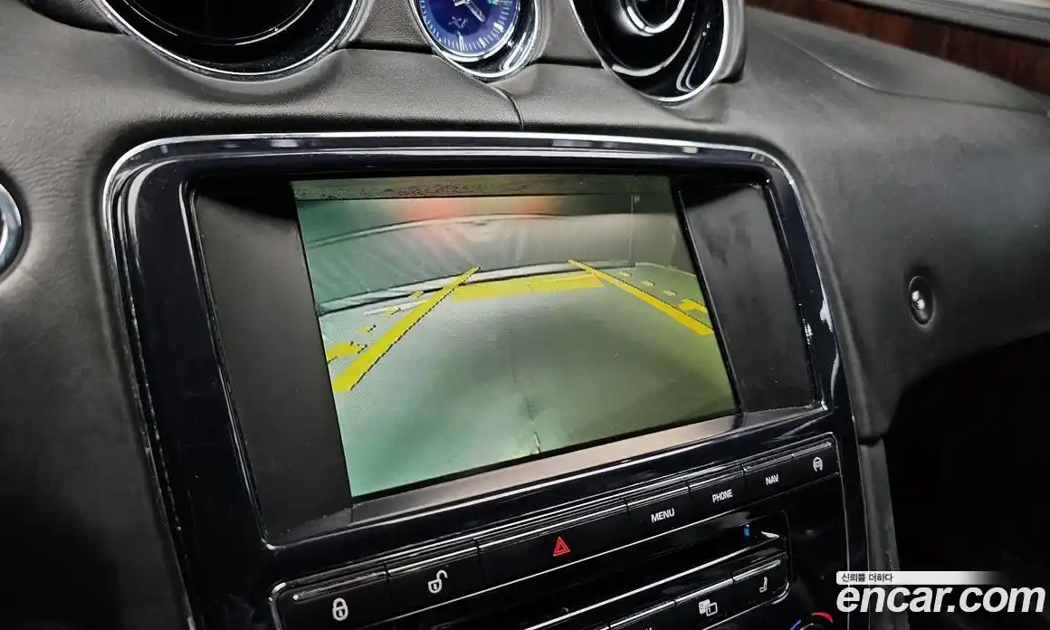 Jaguar XJ 2013 3.0 Автомат в Москве № 386175, фото 15