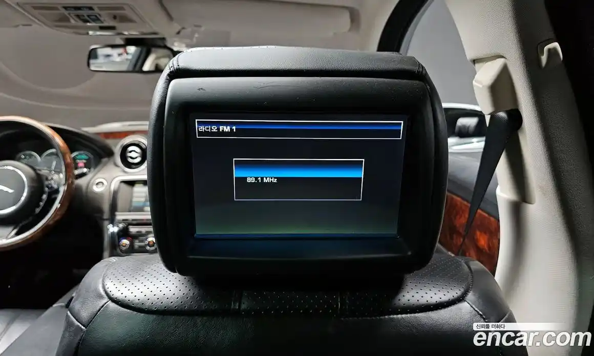 Jaguar XJ 2013 3.0 Автомат в Москве № 386175, фото 18