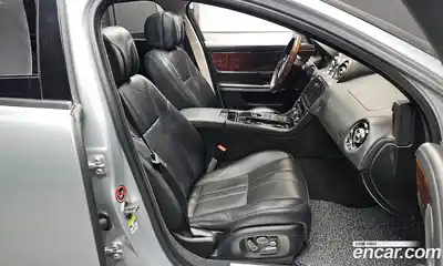 Jaguar XJ 2013 3.0 Автомат в Москве № 386175, миниатюра 10
