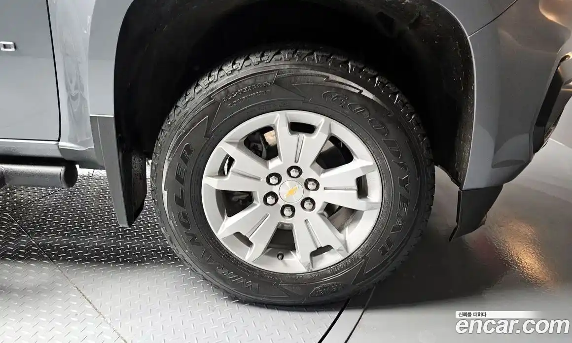 Chevrolet Colorado 2022 3.6 Автомат в Москве № 39126, фото 17