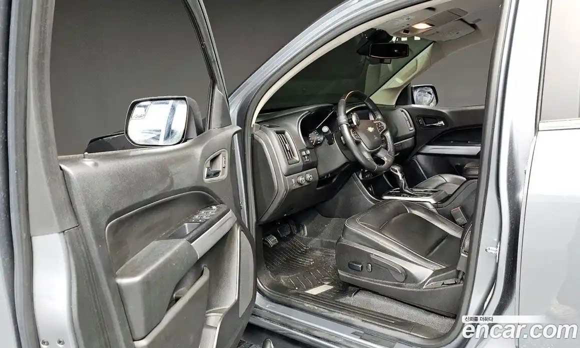 Chevrolet Colorado 2022 3.6 Автомат в Москве № 39126, фото 3