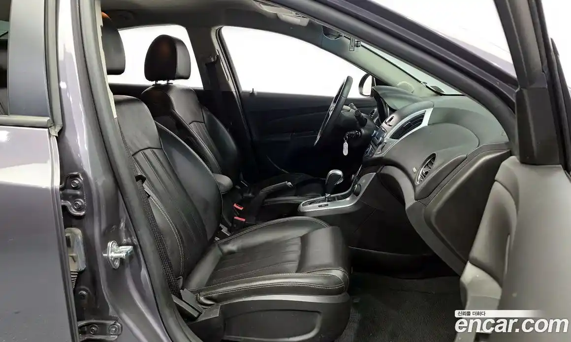 Chevrolet Cruze 2014 1.8 Автомат в Москве № 39243, фото 15