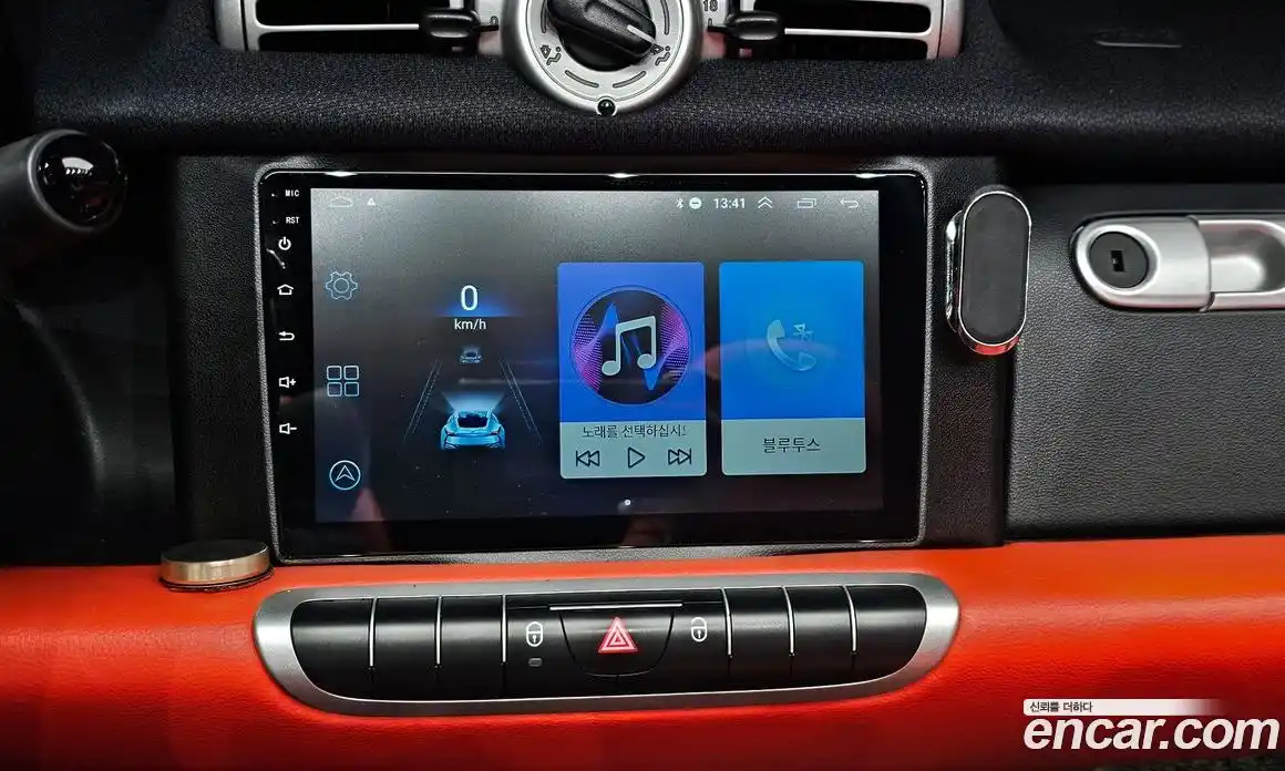 Smart Fortwo 2011 1.0 Робот в Москве № 397769, фото 14