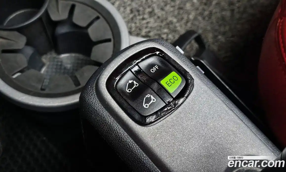 Smart Fortwo 2011 1.0 Робот в Москве № 397769, фото 17