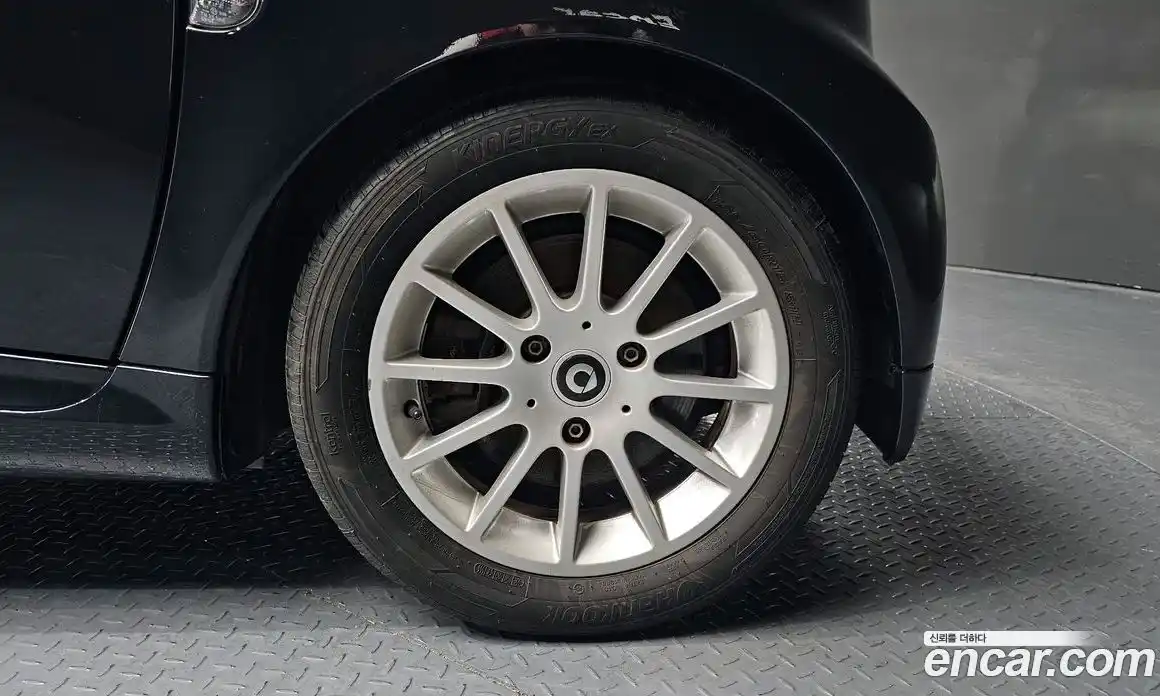 Smart Fortwo 2011 1.0 Робот в Москве № 397769, фото 5