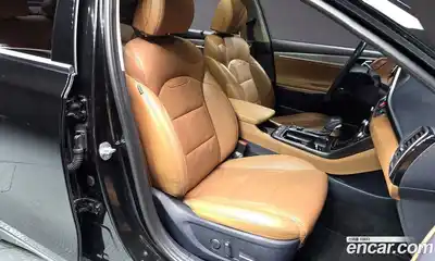 Hyundai Grandeur 2019 3.0 Автомат в Москве № 398639, миниатюра 10