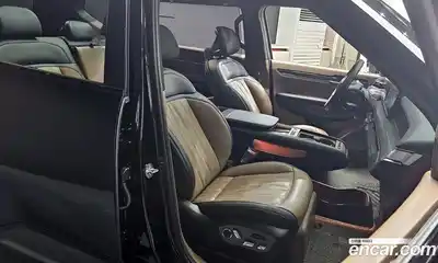 Kia EV9 2024 0.2 Автомат в Москве № 401469, миниатюра 12