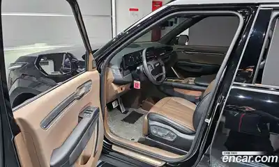 Kia EV9 2024 0.2 Автомат в Москве № 401469, миниатюра 10