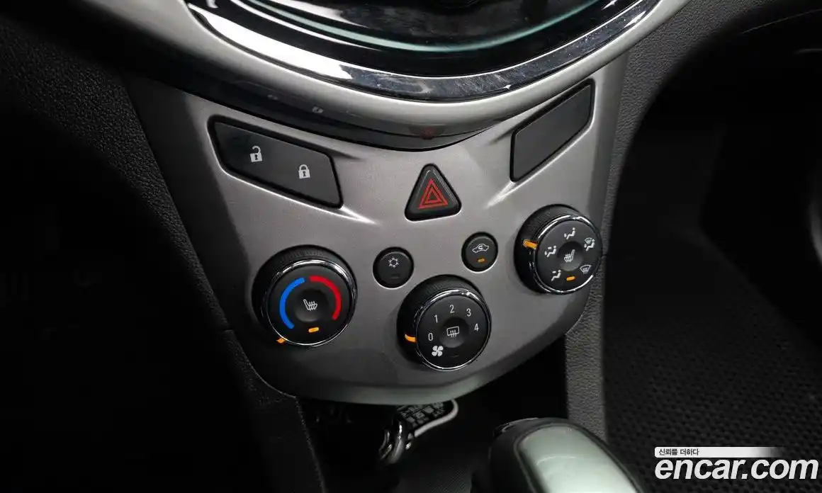 Chevrolet Aveo 2017 1.4 Автомат в Москве № 40425, фото 19