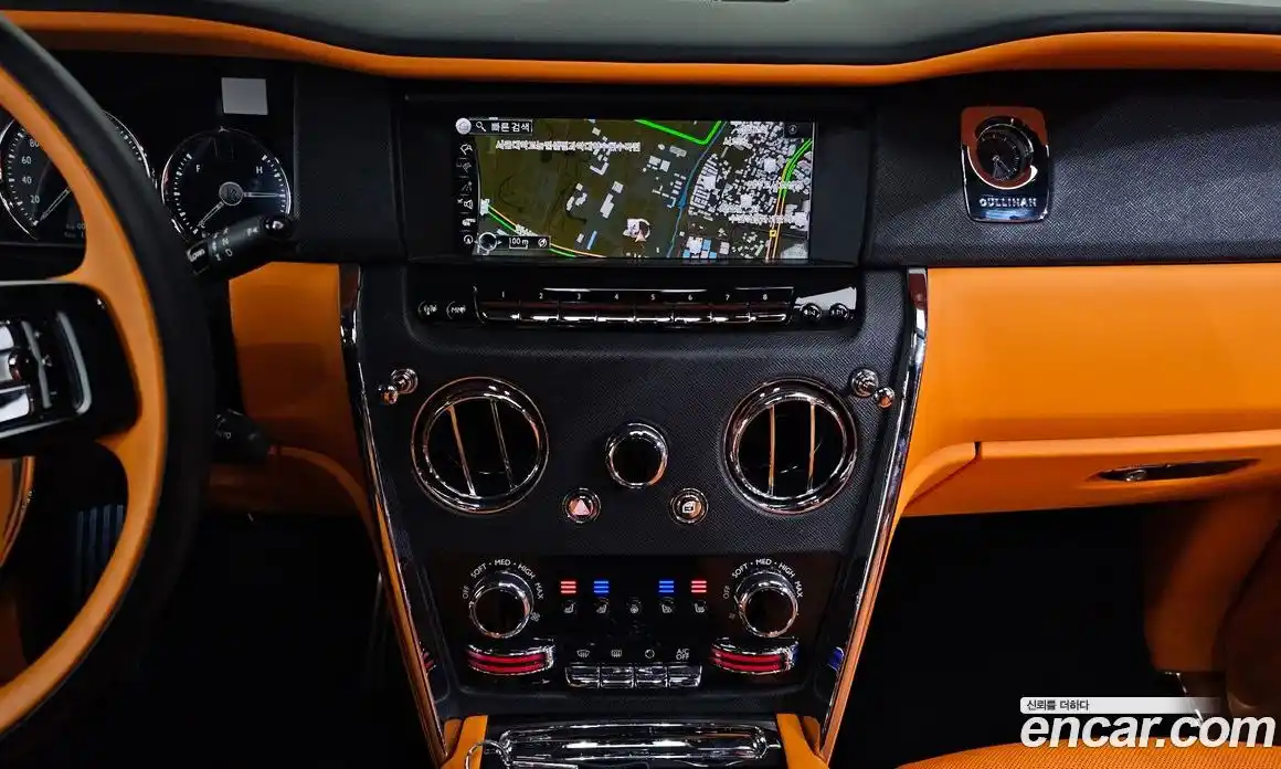 Rolls-Royce Cullinan 2024 6.7 Автомат в Москве № 407203, фото 14