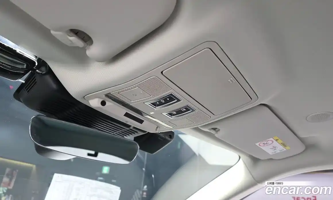 Land Rover Range-Rover Evoque 2022 2.0 Автомат в Москве № 416267, фото 17