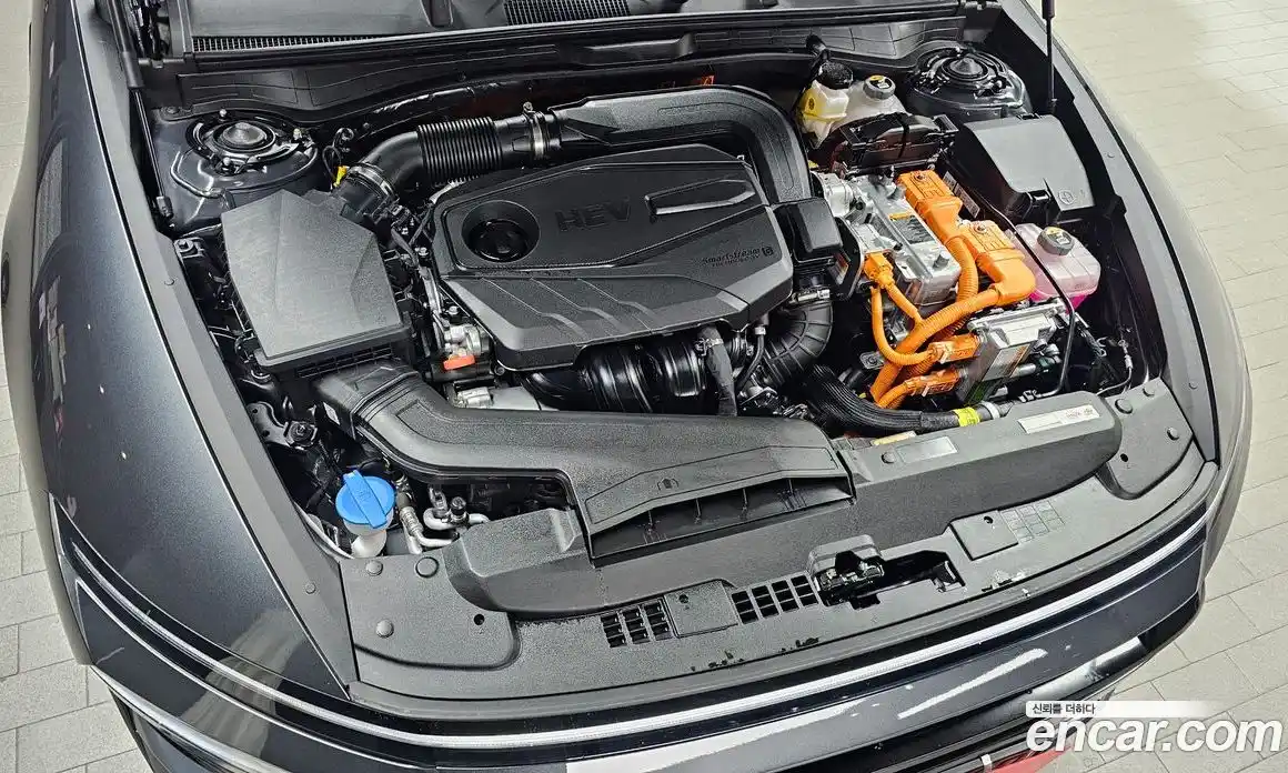 Hyundai Sonata 2024 2.0 Автомат в Москве № 42765, фото 5