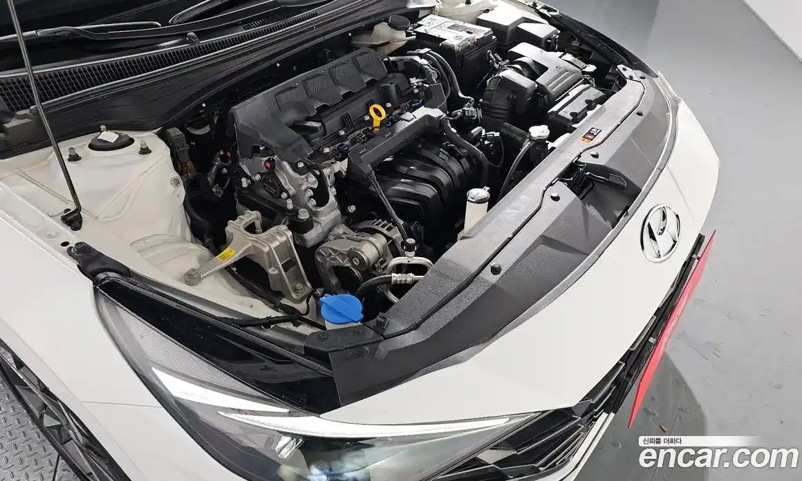 Hyundai Avante 2023 1.6 Автомат в Москве № 43743, фото 5