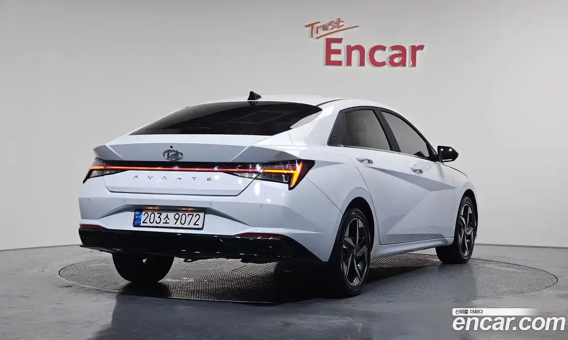 Hyundai Avante 2023 1.6 Автомат в Москве № 43743, фото 9