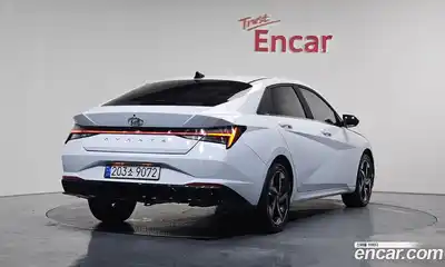 Hyundai Avante 2023 1.6 Автомат в Москве № 43743, миниатюра 9