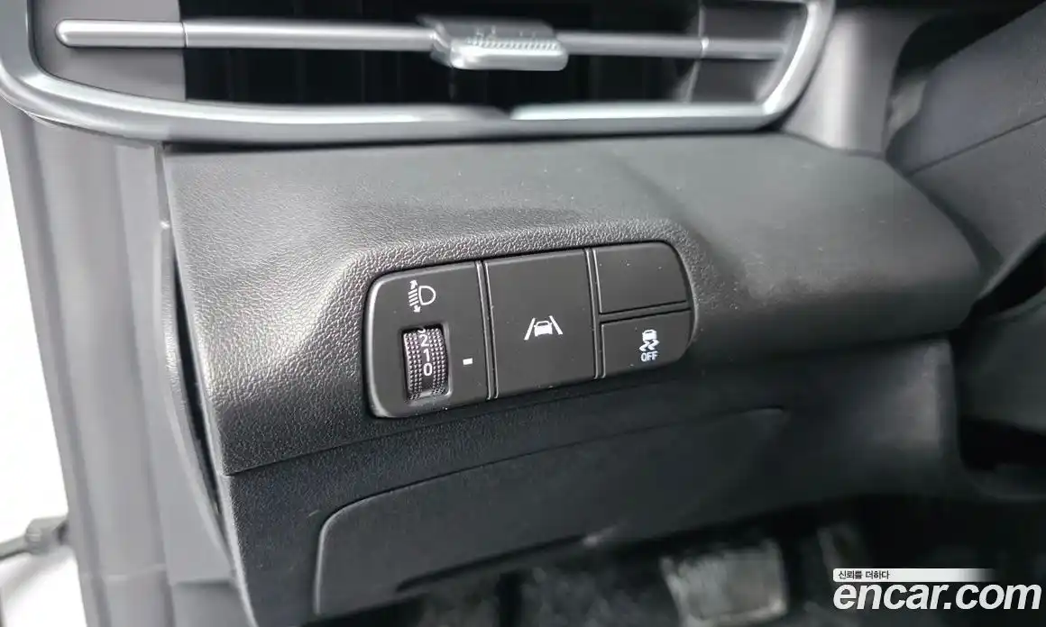 Hyundai Avante 2023 1.6 Автомат в Москве № 44201, фото 13