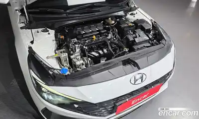 Hyundai Avante 2023 1.6 Автомат в Москве № 44201, миниатюра 6