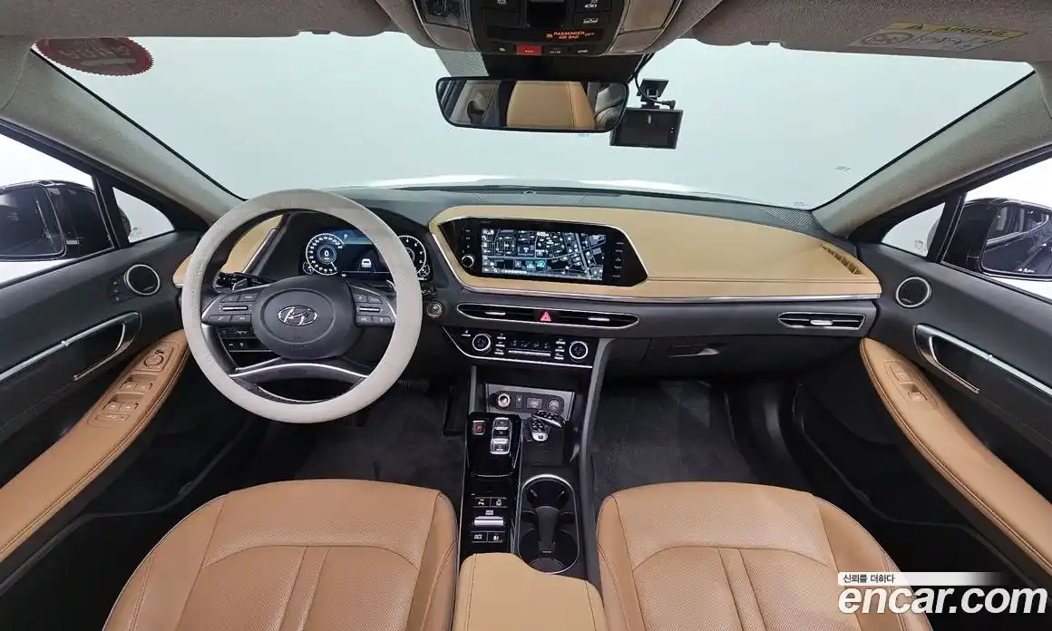 Hyundai Sonata 2023 1.6 Автомат в Москве № 46104, фото 11