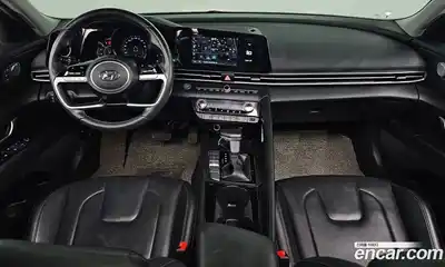 Hyundai Avante 2023 1.6 Автомат в Москве № 46951, миниатюра 10