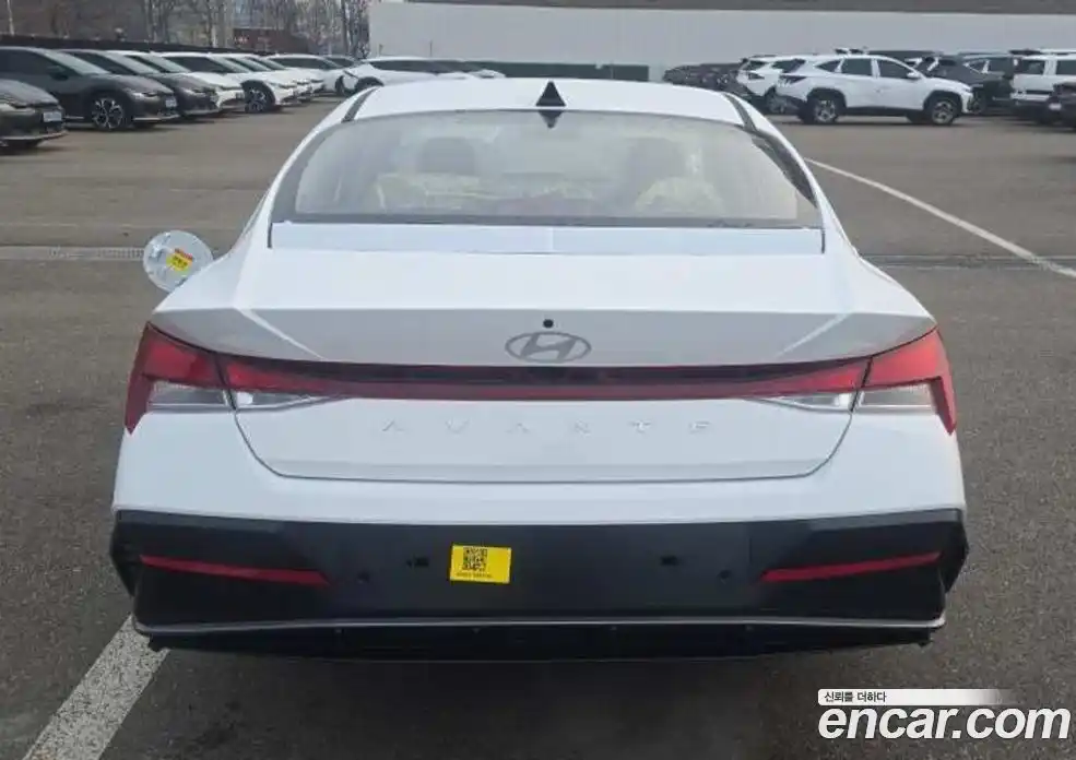 Hyundai Avante 2026 1.6 Автомат в Москве № 48832, фото 3