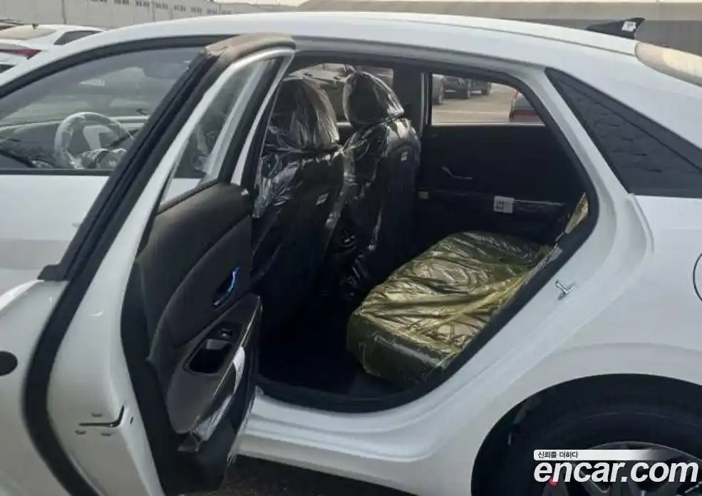 Hyundai Avante 2026 1.6 Автомат в Москве № 48832, фото 10