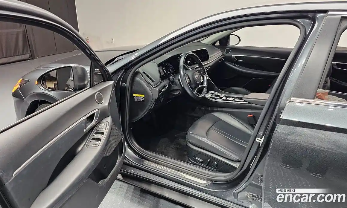 Hyundai Sonata 2020 2.0 Автомат в Москве № 49748, фото 14