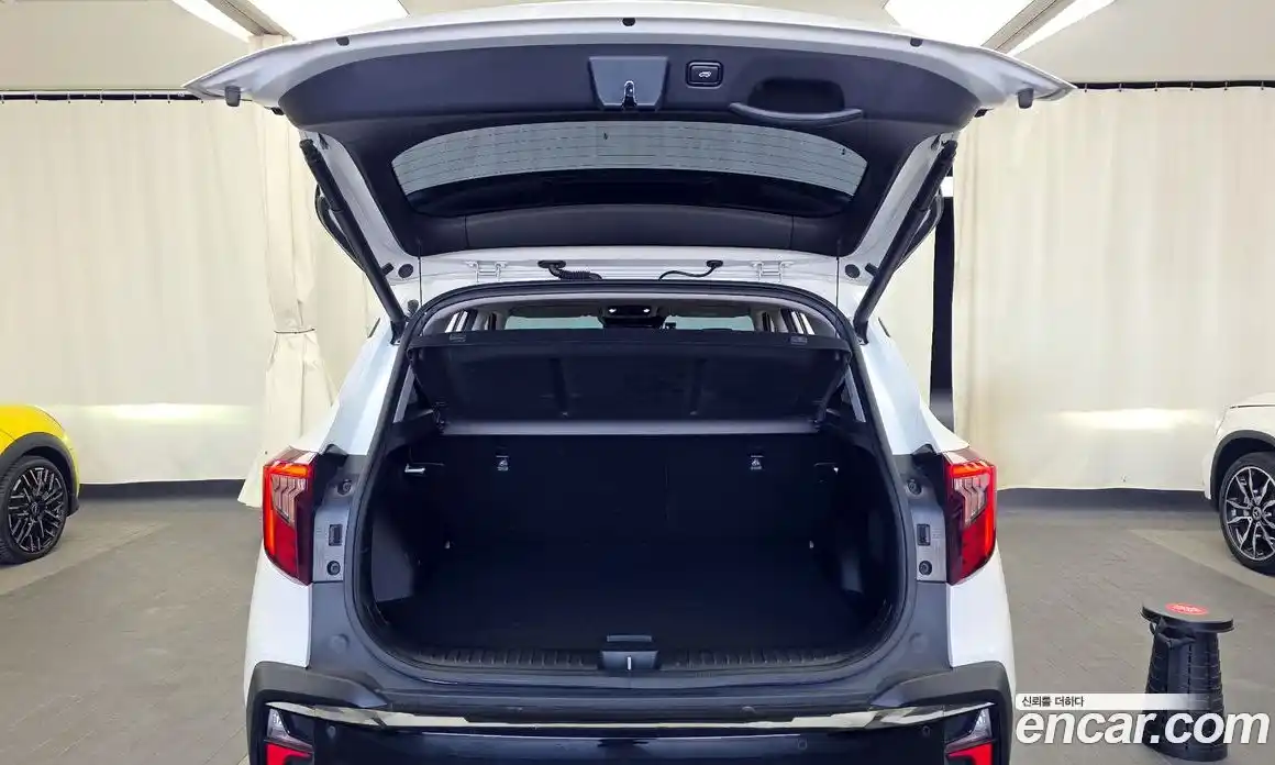 Kia Seltos 2024 2.0 Автомат в Москве № 50804, фото 14