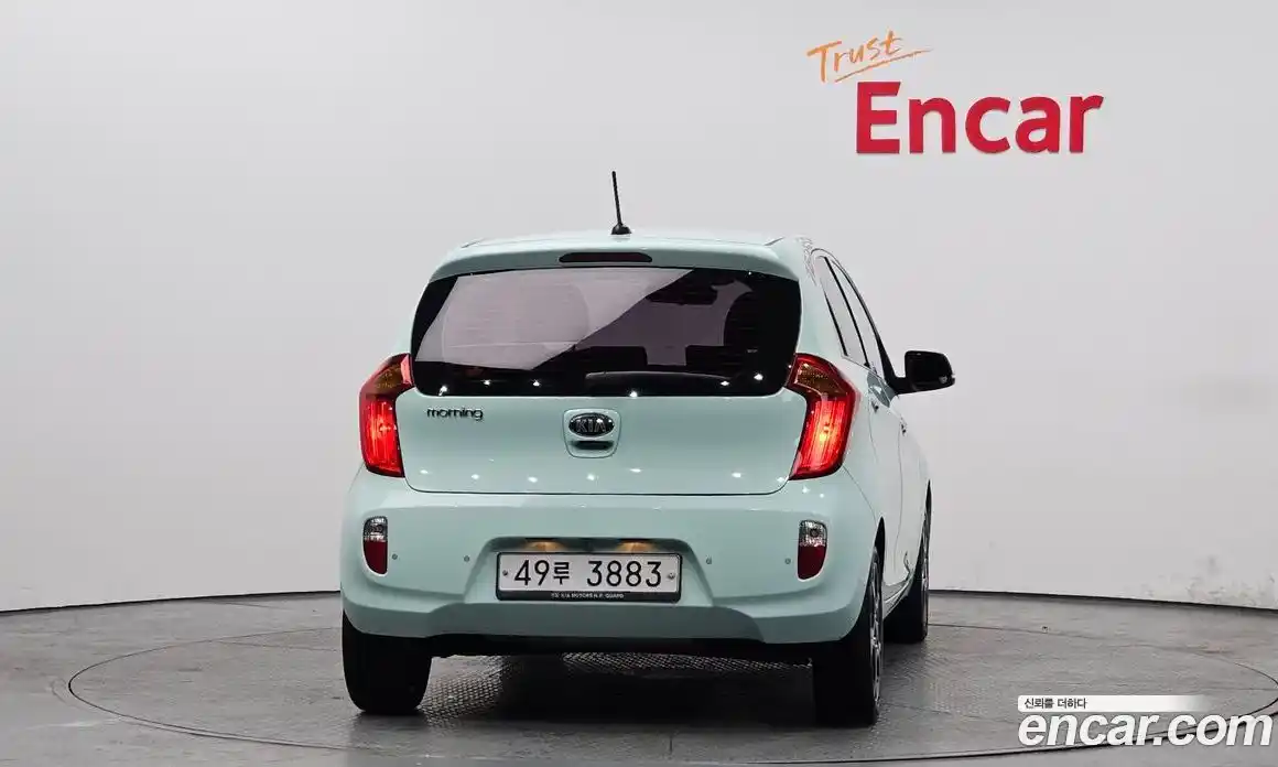 Kia Morning 2013 1.0 Автомат в Москве № 51212, фото 4