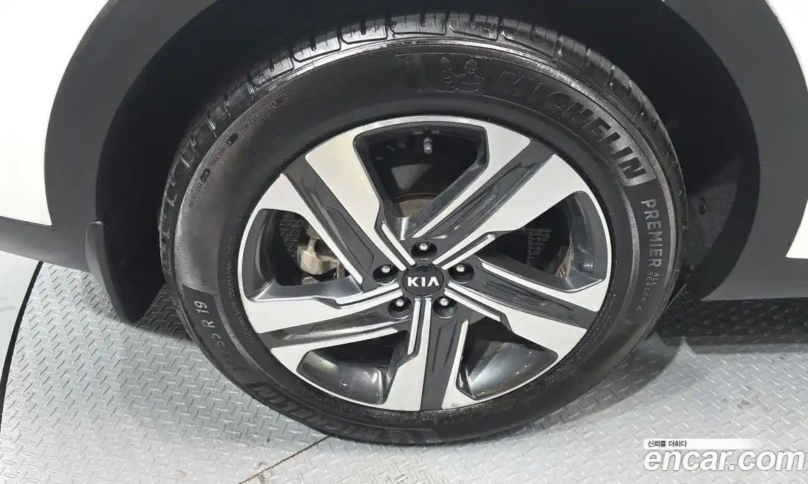 Kia Sorento 2021 1.6 Автомат в Москве № 52630, фото 5